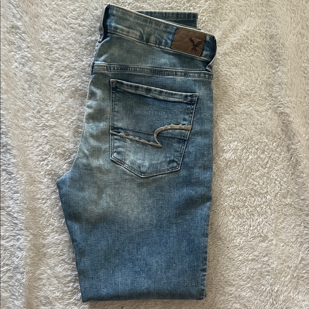 American Eagle Outfitters Light Blue Skinny Jeans